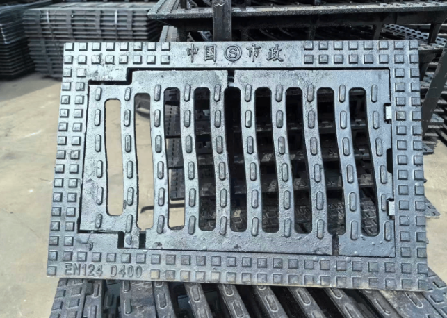 泾川球墨铸铁市政雨水篦子展示