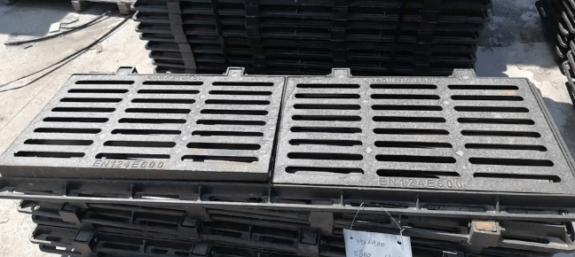 泾川球墨铸铁连体双篦展示